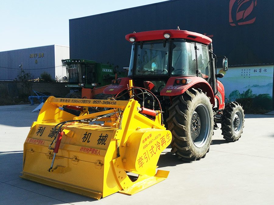 牵引式冷再生拌和机5